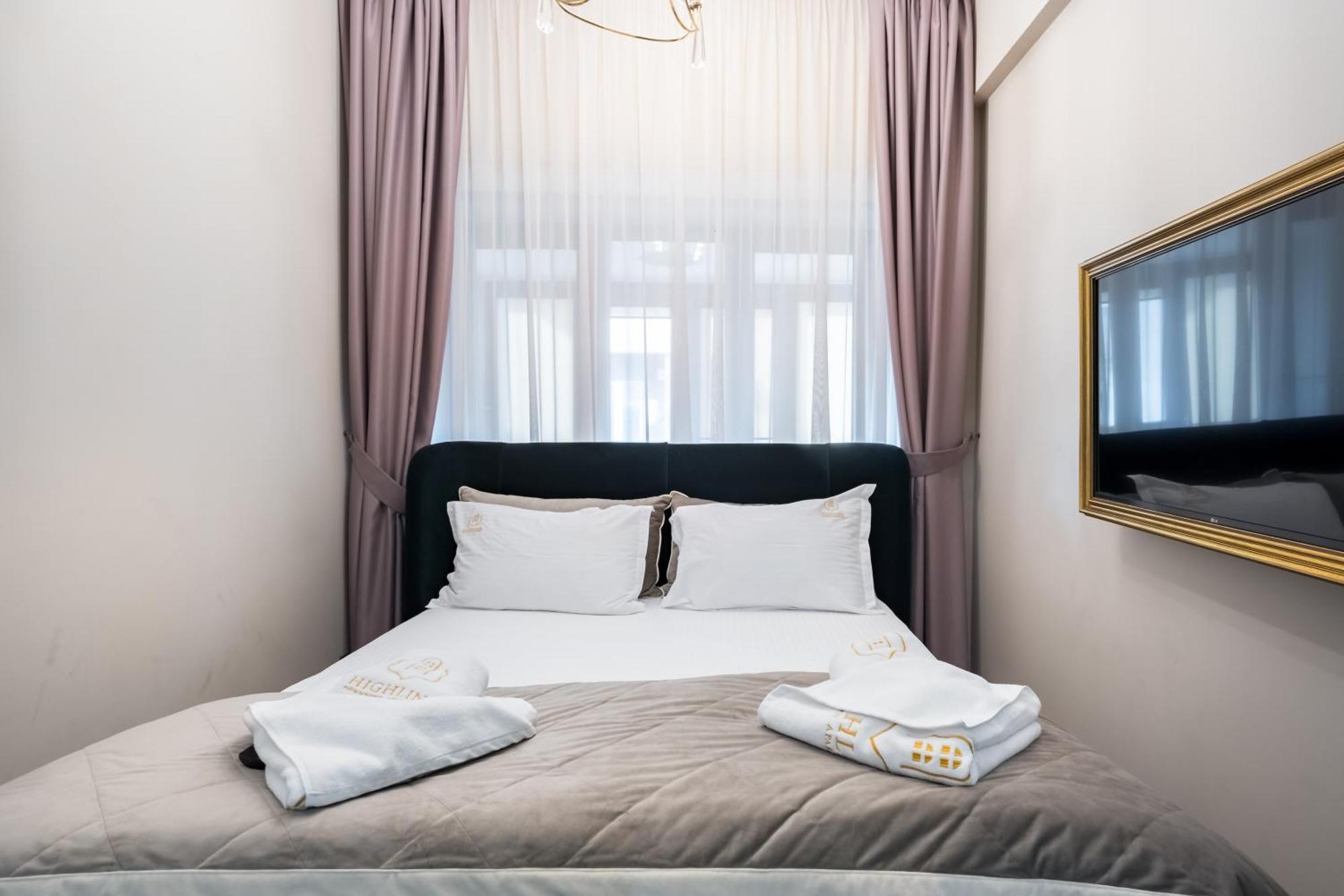 Highline Downtown Residences 6 Persons Family Apartment Bukares Bagian luar foto