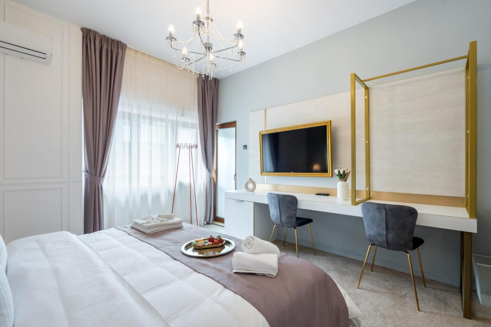 Highline Downtown Residences 6 Persons Family Apartment Bukares Bagian luar foto