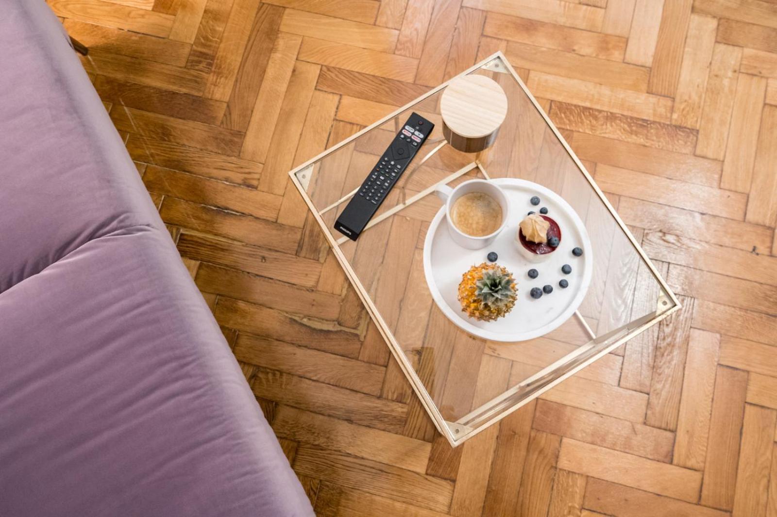 Highline Downtown Residences 6 Persons Family Apartment Bukares Bagian luar foto