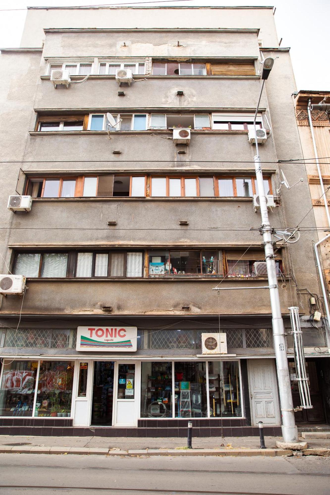 Highline Downtown Residences 6 Persons Family Apartment Bukares Bagian luar foto