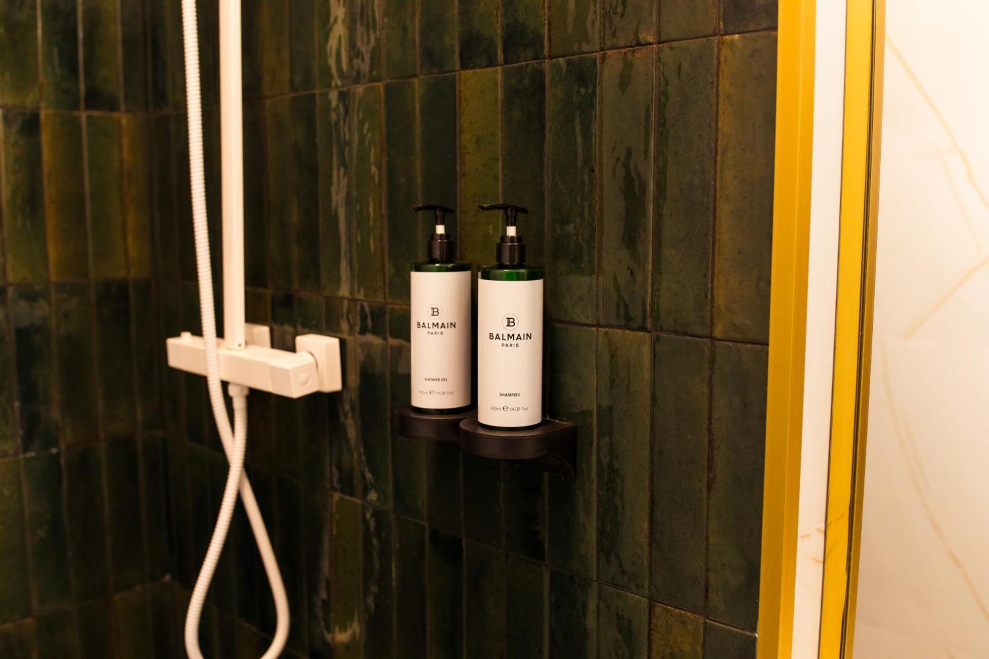 Highline Downtown Residences 6 Persons Family Apartment Bukares Bagian luar foto